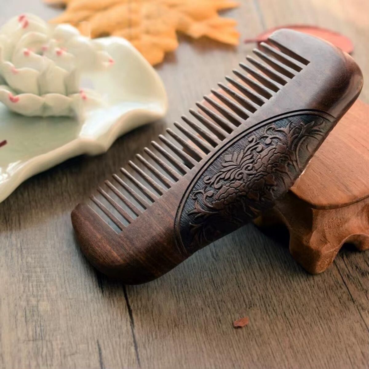 Ahşap Sandal Ağacı Gugu Masaj Yüz Masaj Gua Sha Saç Tarağı Model 9